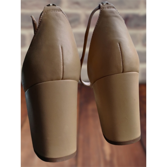 Sam Edelman Odila Scalloped Heels - 8.5W - Picture 5 of 7